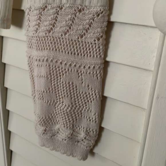 Crocheted blouse - Picture 6 of 9